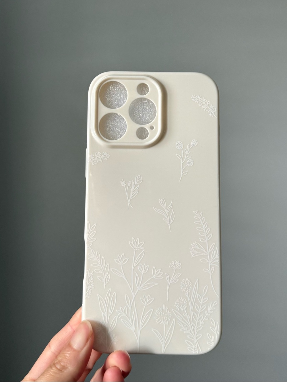 White Floral Silicone IPhone 16 Pro Max Phone Case